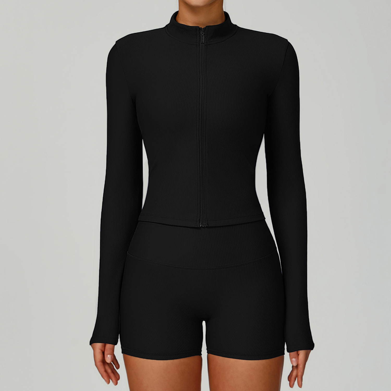 Manteau noir + short