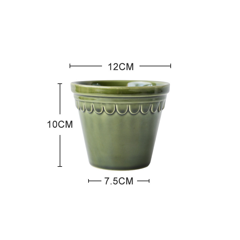 Tesoro romano emperador de 12 cm con agujero verde.