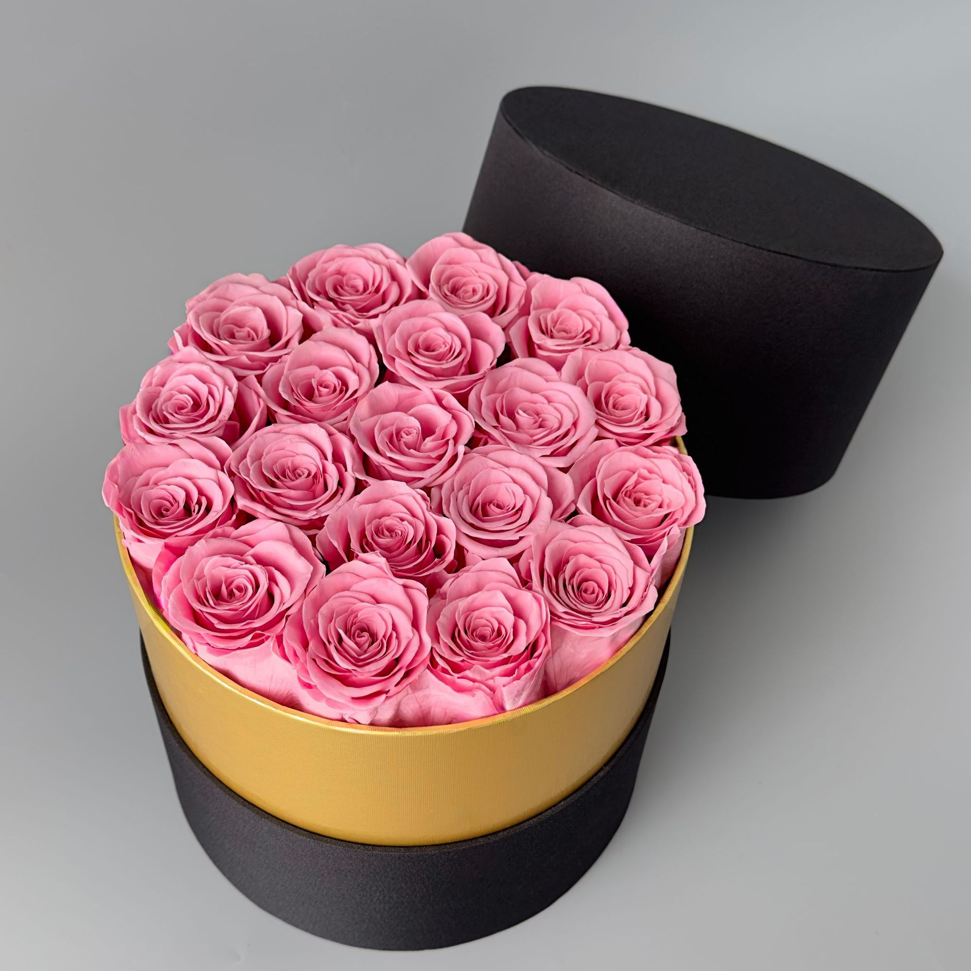 Pink rose 19 + Golden silk gift box