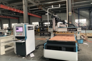 Enrutador de madera CNC ATC multifuncional 1325 de alta calidad, sistema de Control Syntec de husillo de 9kw, bomba, máquina de tallado de engranajes Servo - Product Image 6