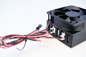 เครื่องทำความร้อนหม้อน้ำไฟฟ้า PTC องค์ประกอบความร้อน PTC พรีเมี่ยม