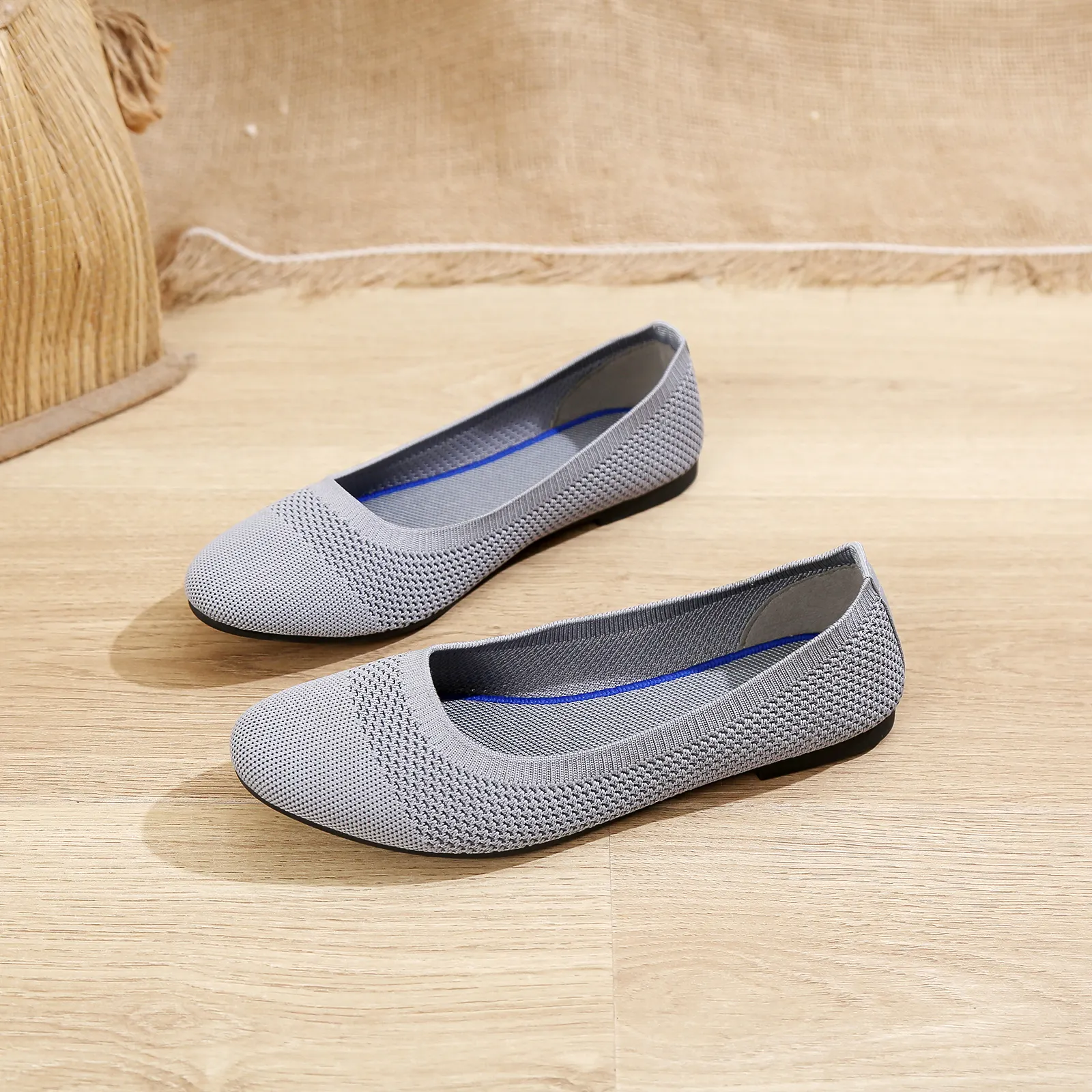 NR Fashion Diseño personalizado Zapatos casuales planos de mujer soltera Zapatos de vestir perezosos transpirables ligeros para Primavera Verano