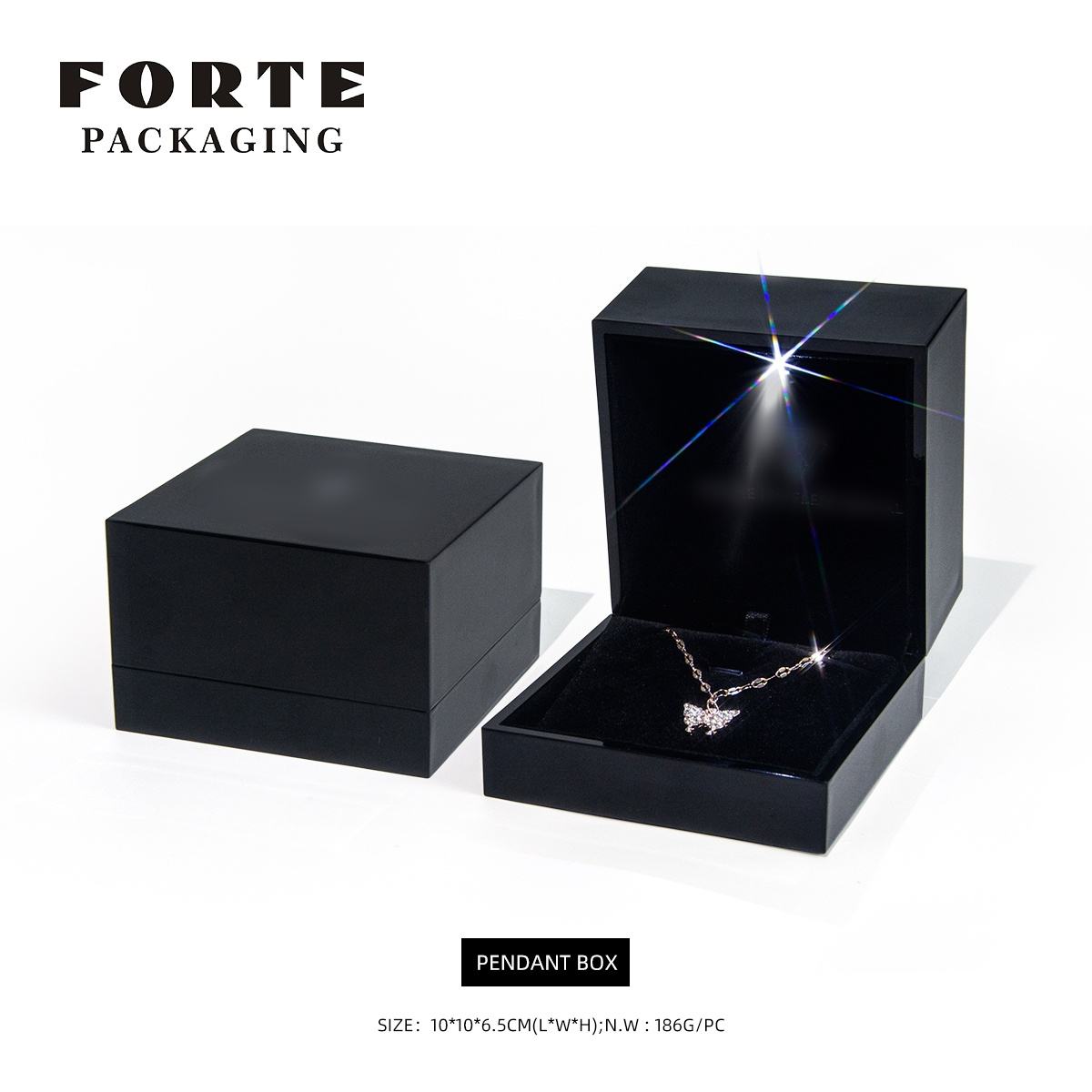 Boîte pendentif noir