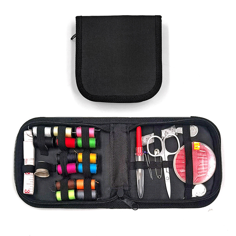 The colors of the coils, crochet hooks, and needle cases are random.