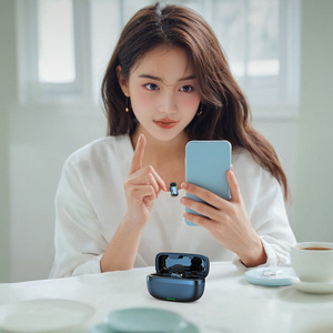 Be35 Siêu Mini Lavalier <span class=keywords><strong>Microphone</strong></span> Một Để Hai Ve Áo <span class=keywords><strong>Microphone</strong></span> Không Dây Cho Ngoài Trời Phát Trực Tiếp - Product Image 3