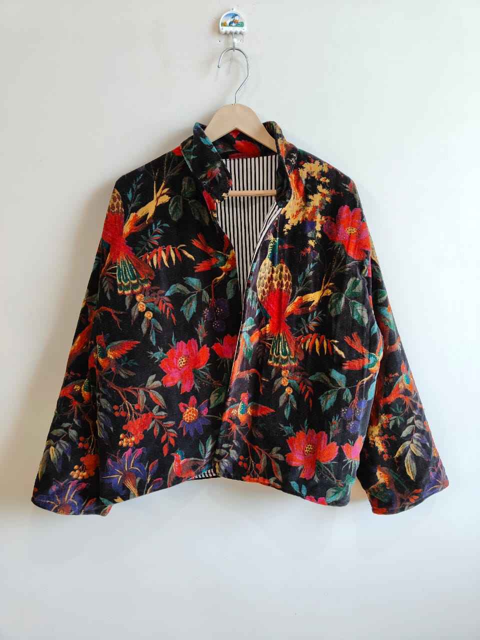 ตามที่แสดงเป็นภาพ