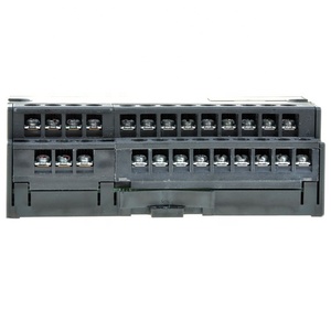 Controlador PLC Mitsubishi Módulo de salida de entrada/transistor de CC de - Product Image 2