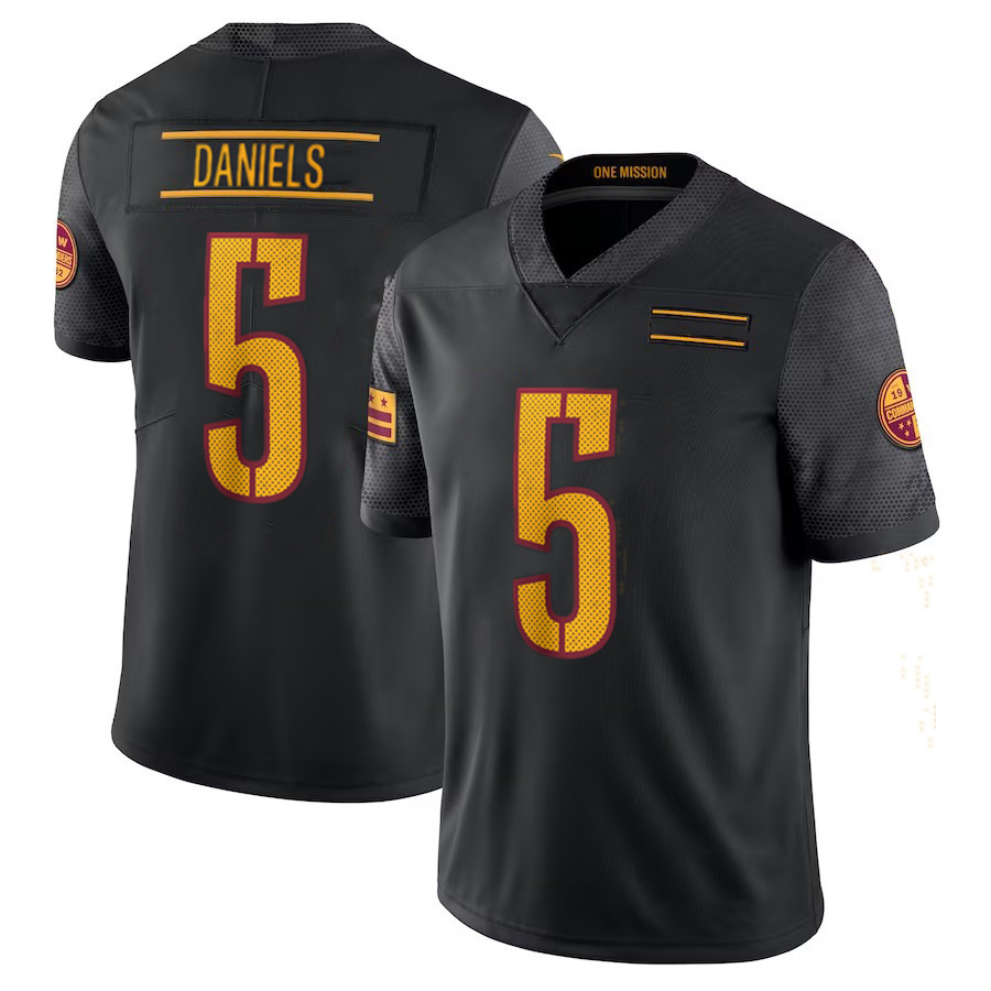 5 Daniels noirs