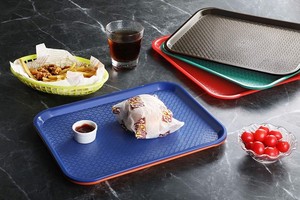 环保矩形餐饮食品塑料<span class=keywords><strong>PP</strong></span>服务托盘快餐餐厅托盘