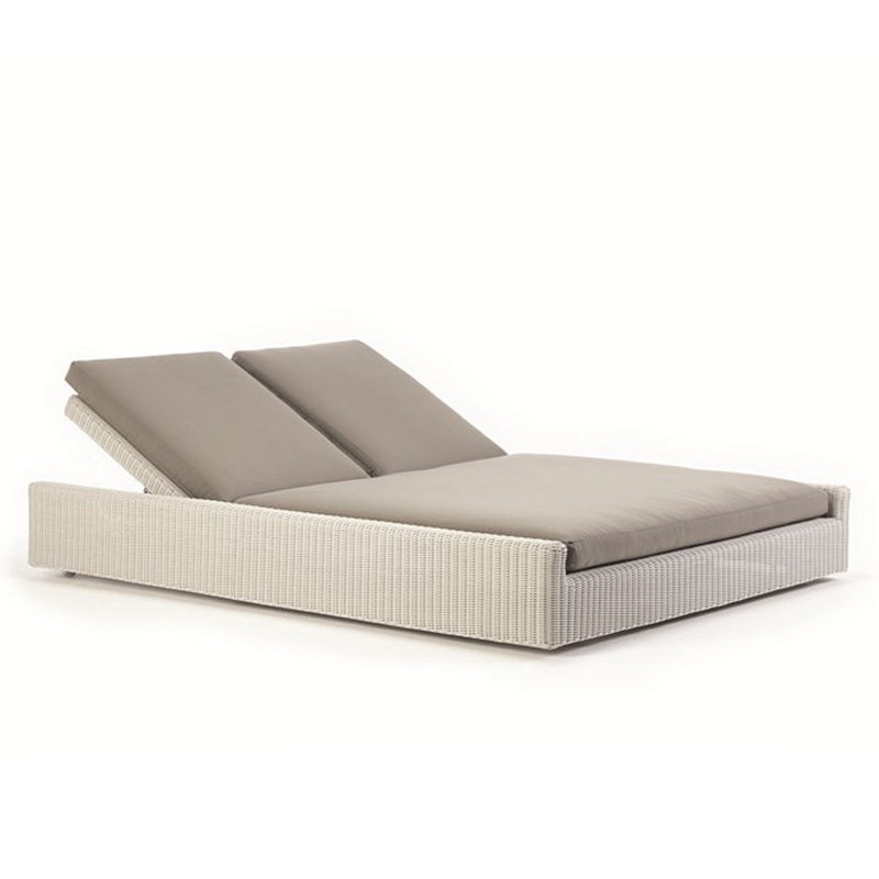 Cama doble tipo diván