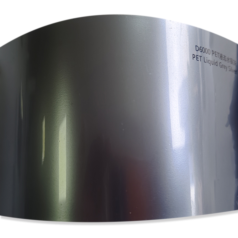 สีเทาเงิน