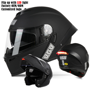 DOT ECE onaylı tam yüz Flip-Up motosikletler için LED ışık kask lokomotifler ABS malzeme M L XL 2XL boyutları hızlı yayın - Product Image 1