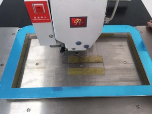 Computer programmierung CNC schweres Material muster Nähmaschine Tasche Hut Marken zeichen Näh ausrüstung RN-3020