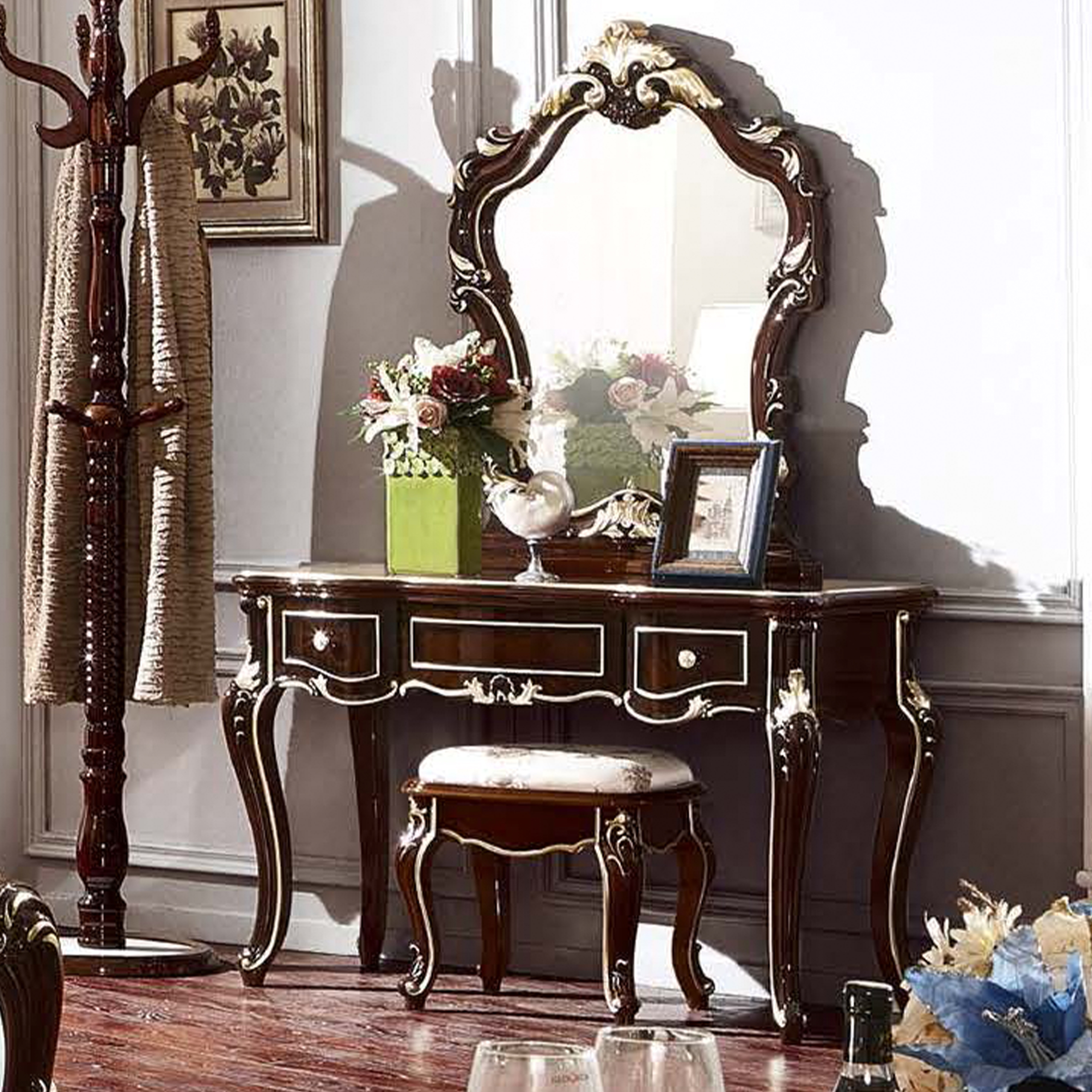 dresser