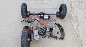 電気自動車用3kwbldcモーターと72vコントローラーsuvタイヤ215/60/r17オフロードフルサイズ