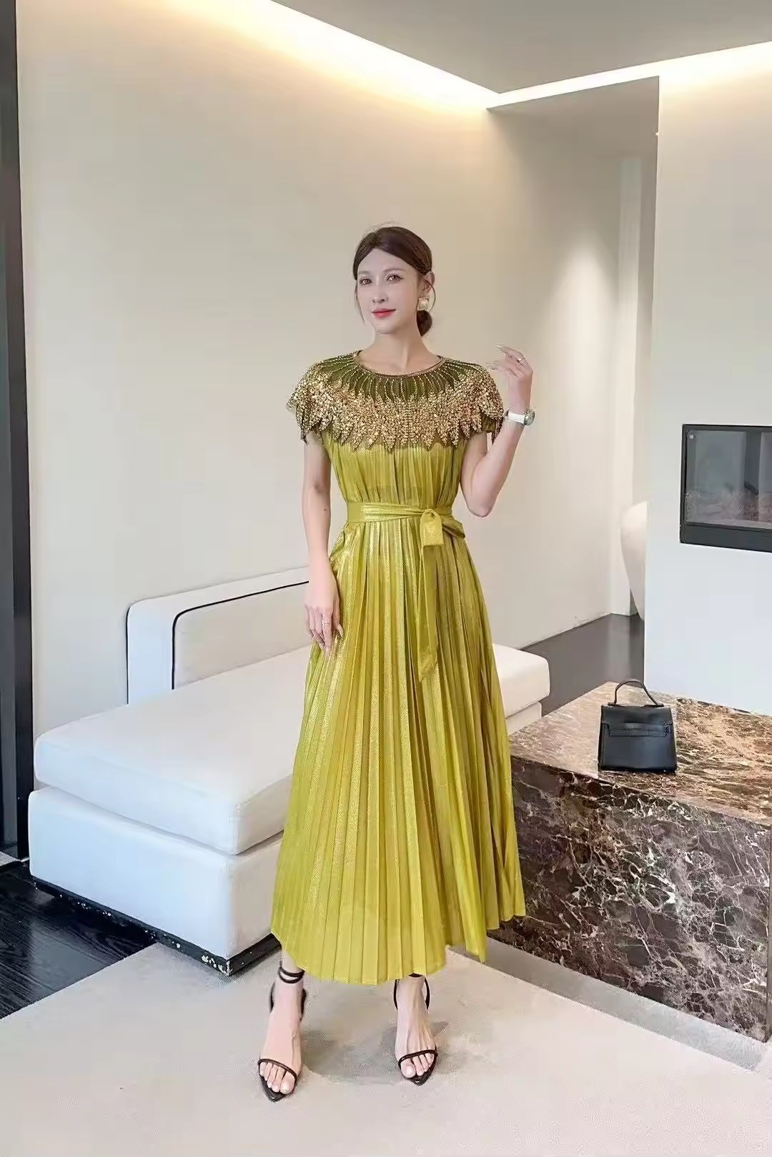 สีเขียว