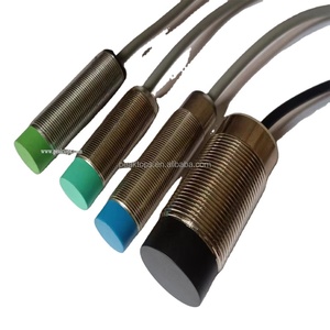 Induktive analoge Ausgangs sensoren Serie NBB4-12GM50-E2-V1 Zustand 100% Original Näherung schalter Sensor