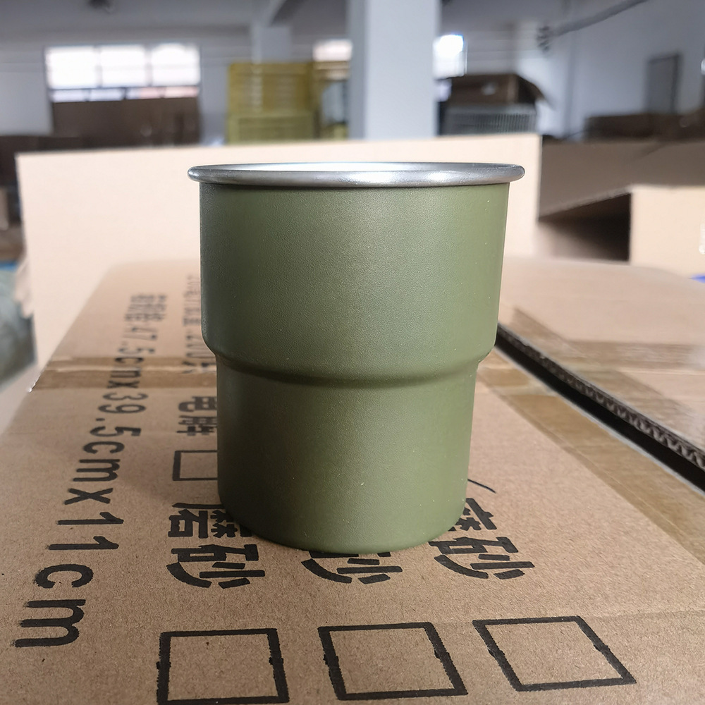 Tasse à gradins vert givré transparent
