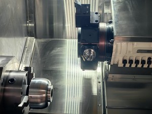 Curso de programación de torno CNC HSD40 Máquina combinada de torno CNC - Product Image 4