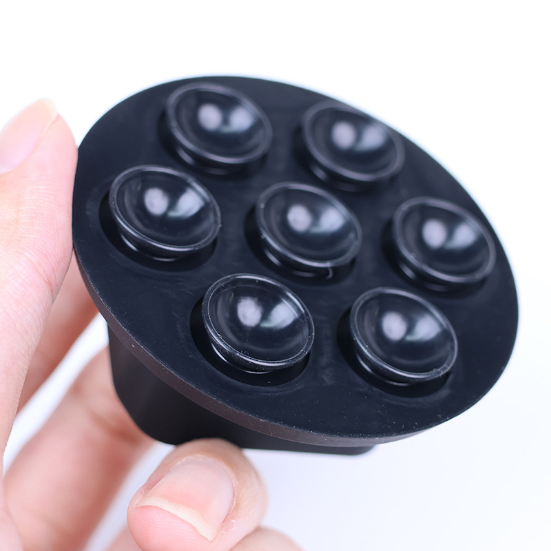 Black (7 small suction cups)