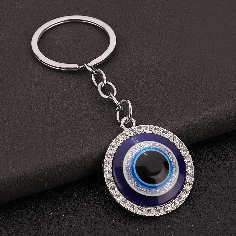 Oeil bleu argenté