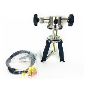 60mpa el taşınabilir basınç kalibratörü el pompası el kumandalı basınç kalibratörü - Product Image 2