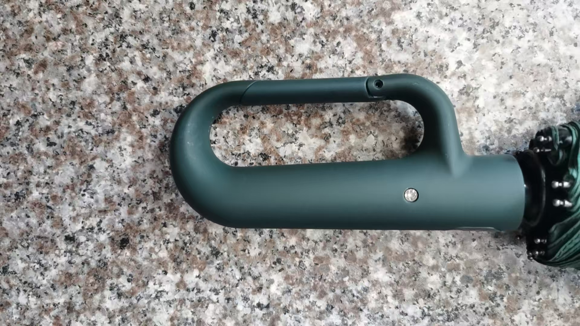 verde oscuro