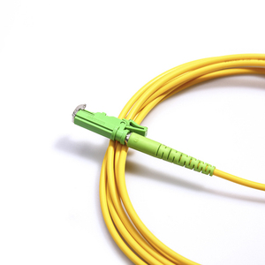 Glasfaser adapter Flach anschluss E2000 APC mit Simplex Single Core Patchkabel - Product Image 2