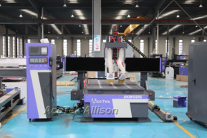 AccTek 1325 ATC CNC-Router 1Automatische Werkzeugwechselspindeln und eine Bohreinheit inklusive Syntec-Steuerungssystem - Product Image 2