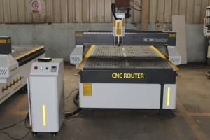 Enrutador CNC Jinan 1325 de alta calidad con sistemas de control de estudio DSP Syntec Mach3 NC a la venta - Product Image 2