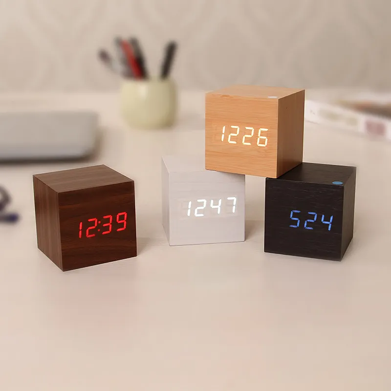 LED Digital Holzuhr Wecker Würfel Timer Kalender Thermometer Sprach steuerung Anti-Snooze Schreibtisch Tisch Werkzeuge Haushalts dekoration