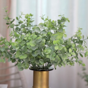 Gerçek dokunmatik yapay okaliptüs bırakır 5-şube ipek çiçek tasarım dekor için simüle doğal görünüm - Product Image 5