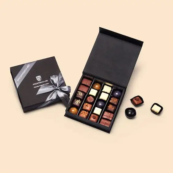 Logotipo personalizado Luxo Magntic Candy Box Embalagem De Papelão Chocolate Trufas Caixa Com Papel Blister Divide Insert
