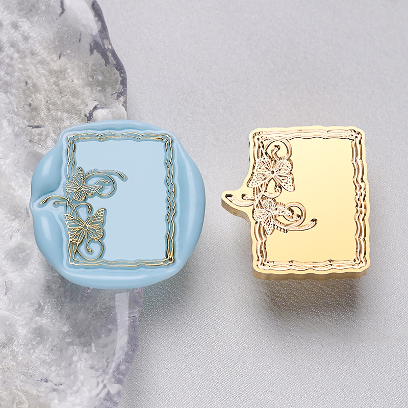 Butterfly border (35mm irregular shape, 27.5x28.8mm)