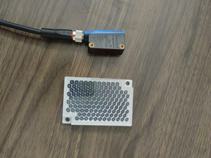 带反射器的激光红色红外反射光电光学传感器 - Product Image 2