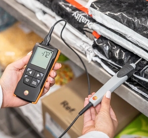 Testo 110 Instrumento de medición de temperatura digital con conexión APP NTC y sonda Pt100 opcional