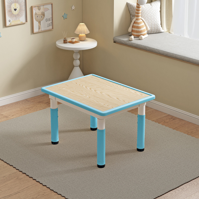 Table simple en grain de bois bleu clair