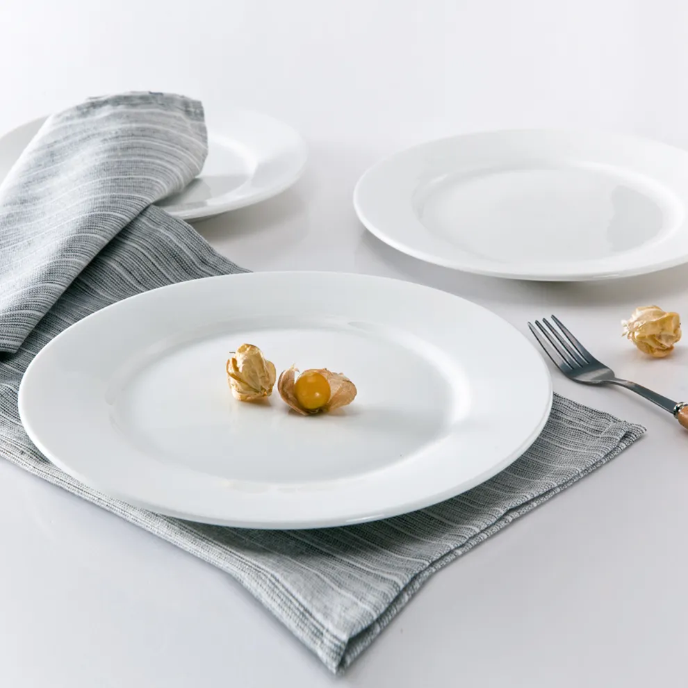 Простая белая круглая посуда ShengJing разных размеров для банкета, вечеринки, ресторана, керамическая фарфоровая посуда, обеденная тарелка, посуда