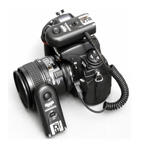 Yongnuo RF-603II N1ワイヤレスリモートフラッシュトリガートランシーバーとNikon D800 D810 D500 D700 D4 D5XD3のレシーバー統合 - Product Image 1