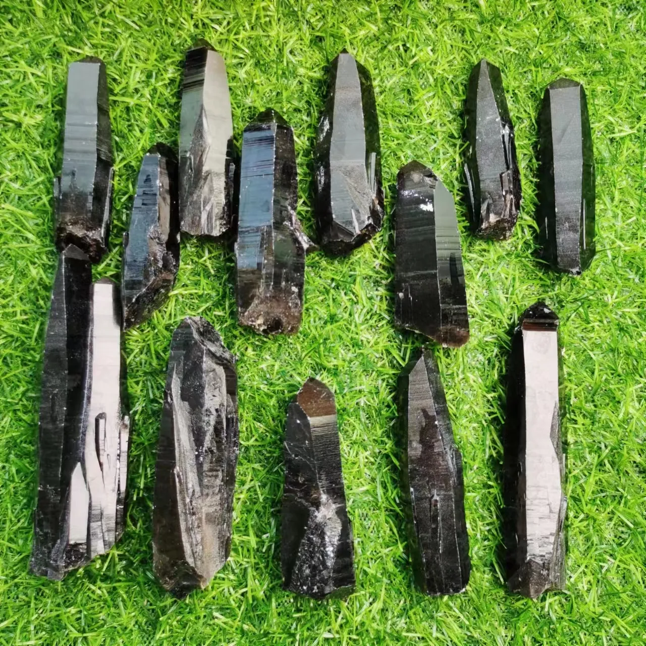 Bonito Atacado De Cristal De Quartzo Preto Raw Morion Preto Lemurian Quartz Ponto Para Loja De Pedra Rara