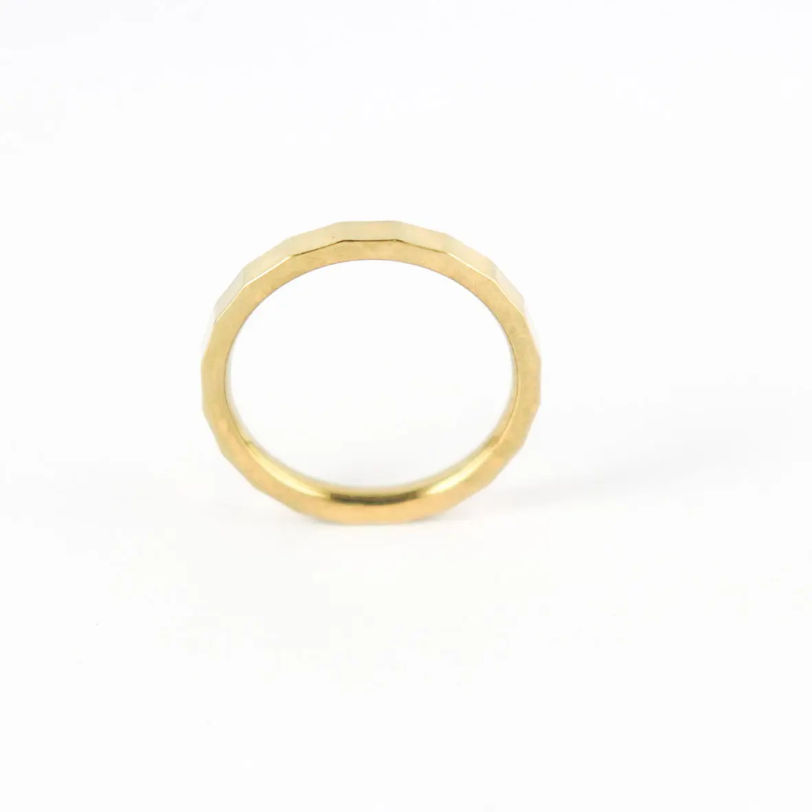 Vendita all'ingrosso Amazon semplice progettato 18K PVD oro placcato anelli in acciaio inox per le donne e gli uomini