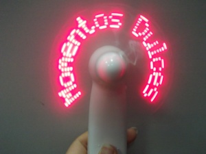 Nuevo ventilador eléctrico de mano con pantalla Led programable, mini VENTILADOR DE Flash ventilador de mensaje personalizado