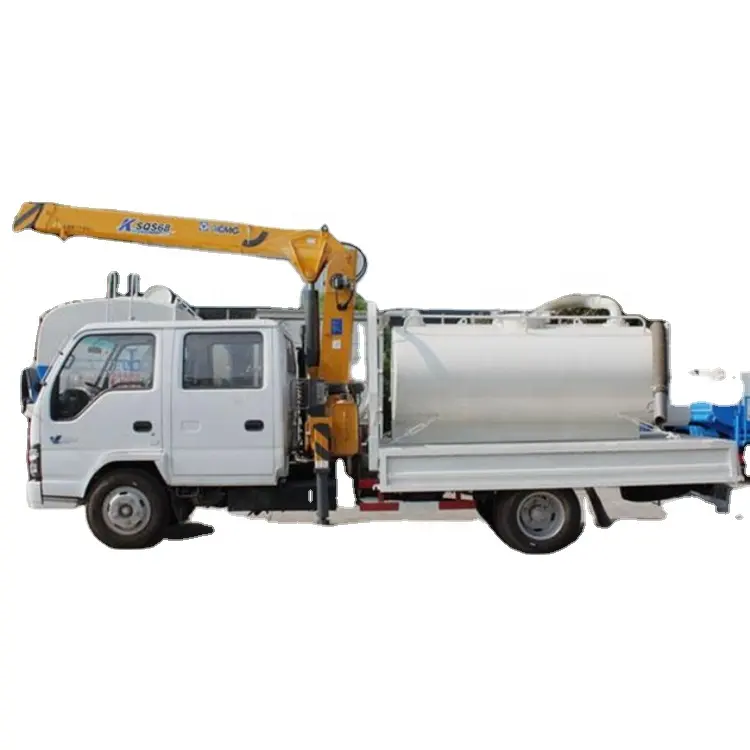 Japon ISUZU 3.2T Boom Droit 4*2 Camion Monté Grue avec camion-Citerne D'aspiration