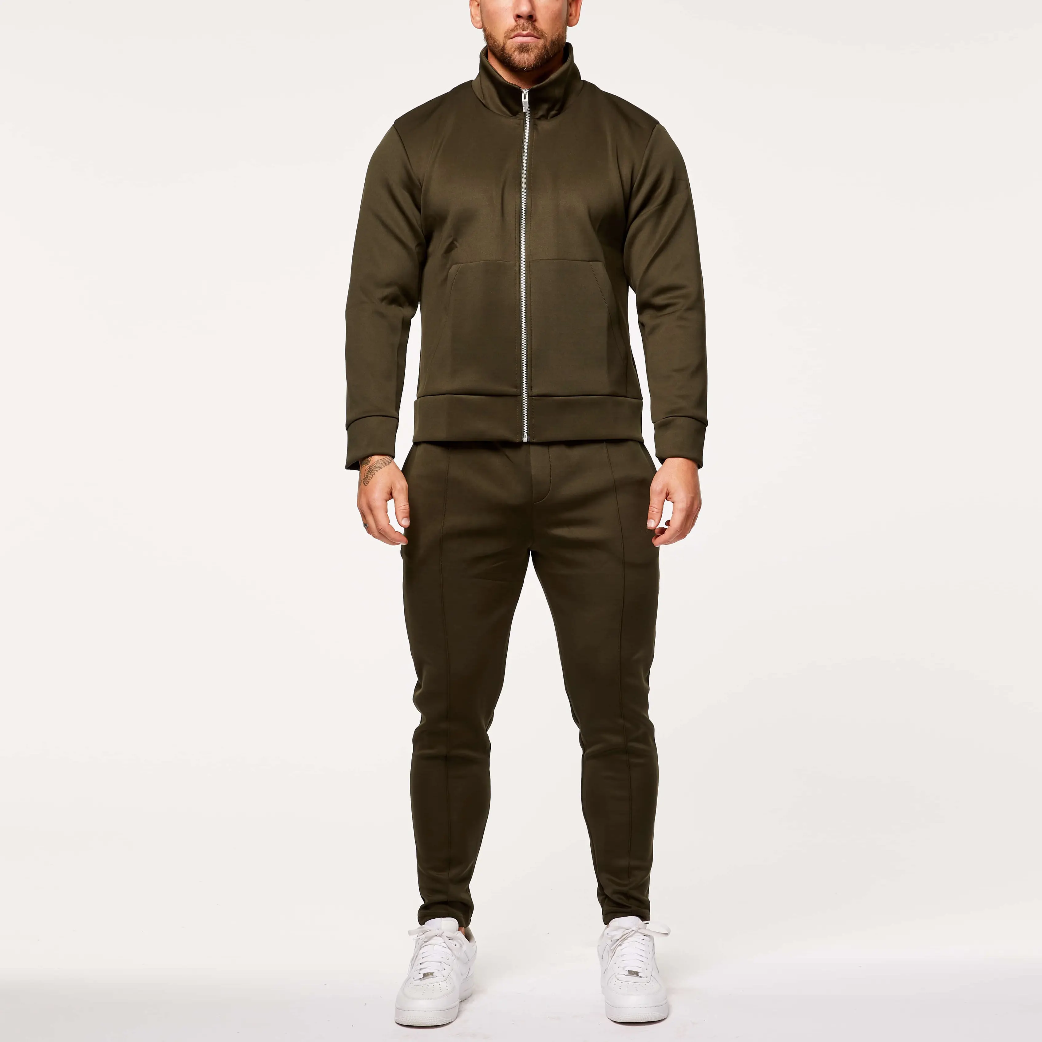 Wholesale Factory Price Men's Polyester Spandex Sustainable Tracksuit Quick Dry Front Zip Up Jacket & Tapered Joggers Sports Set