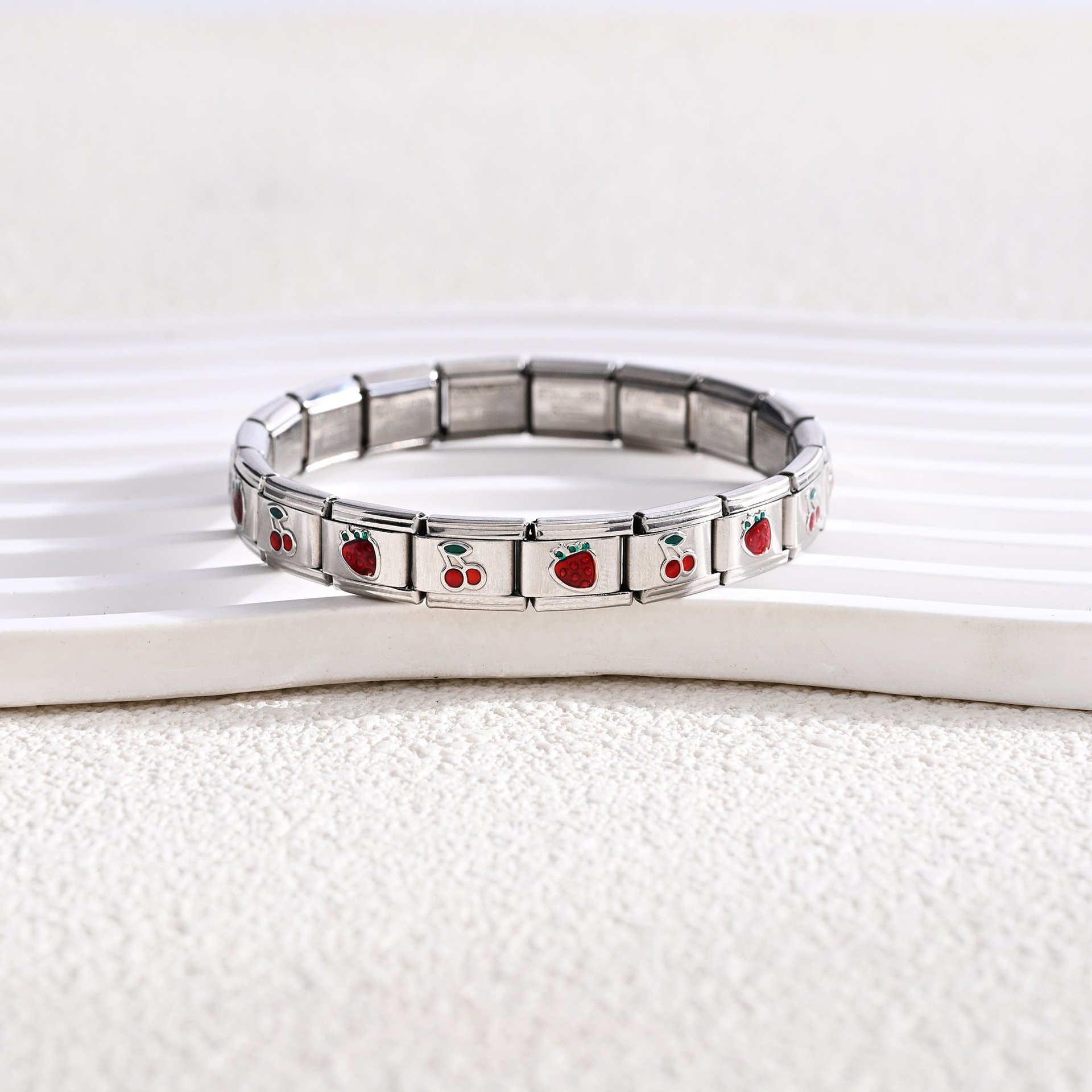 Bracelet argenté multicolore - 18 perles