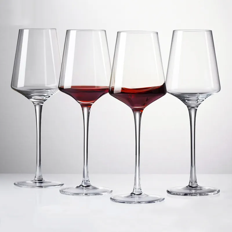 Logo personnalisé luxe rétro verres à vin en cristal clair avec tige pour boire du vin de cabernet rouge blanc comme cadeaux