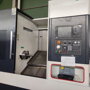 Buena retroalimentación Función de fresado de torneado de cama inclinada de alta precisión máquina de torno CNC con función de torneado de eje Y torno cnc - Product Image 1