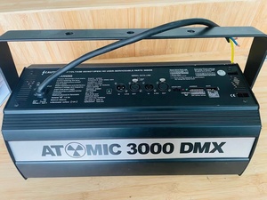 3000瓦黑色外壳3针和5针Dmx照明马丁原子发光二极管频闪舞台灯 - Product Image 2