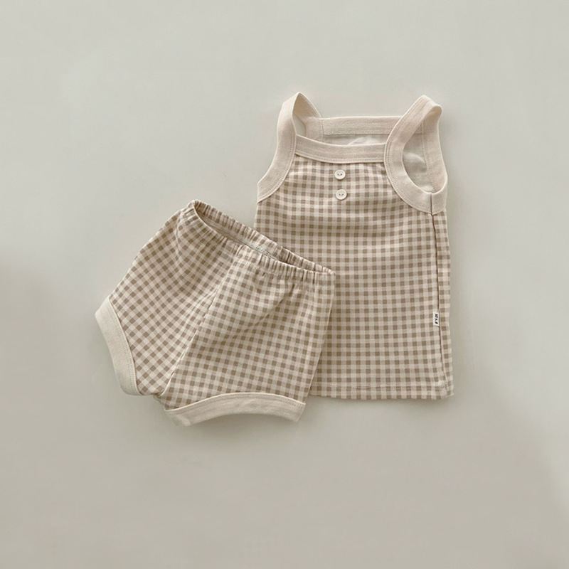 Khaki-