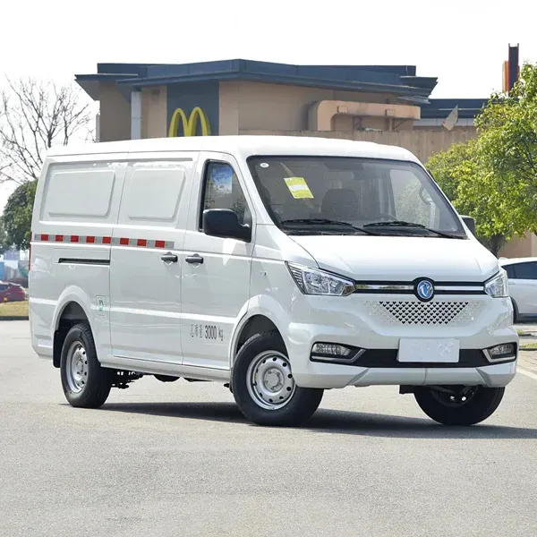 Top bán dongfeng EV30 5 chỗ ngồi điện mini van xe buýt 4x2 LHD điện mini Cargo van